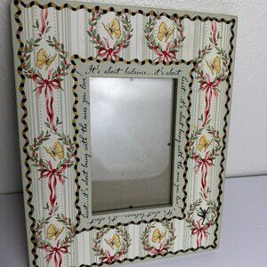 Annie Danielson Designs  Creative Picture Frame